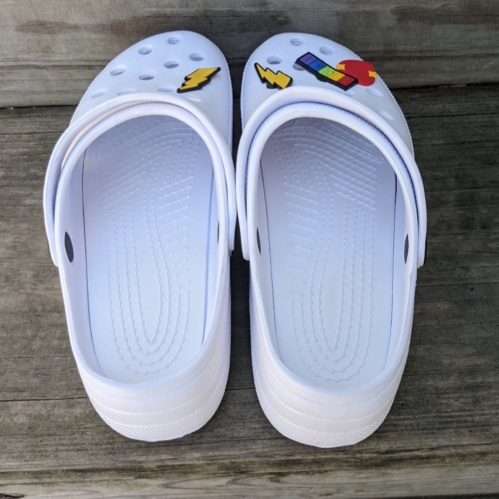 Platform Size 9 Clogs - image 5